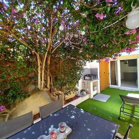 Apartment Avec Rez De Jardin
